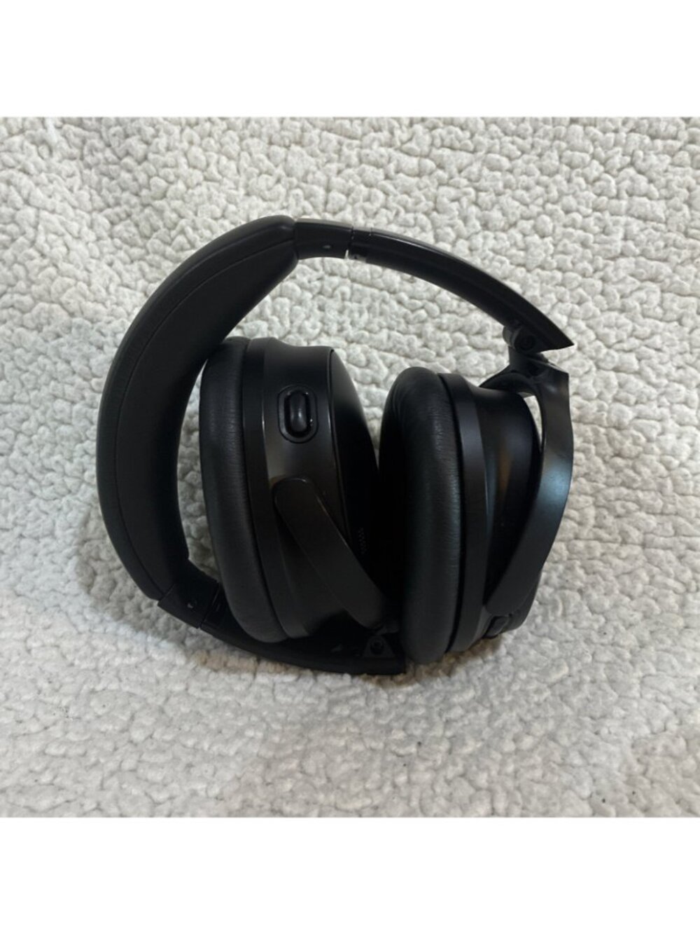 Bose QuietComfort Wireless Noise Cancelling Headphones - Black - Picture 7 of 9